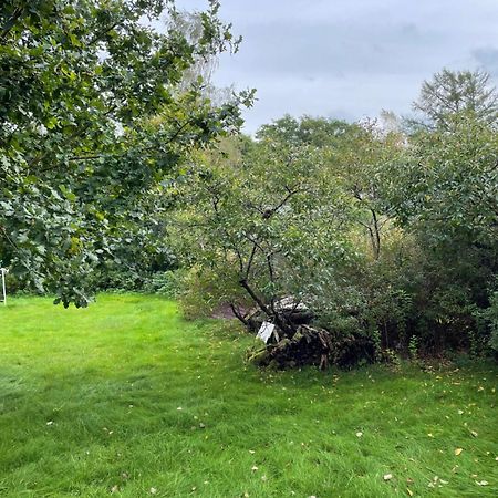 Lantlig Villa I Ljungbyhed Exteriér fotografie