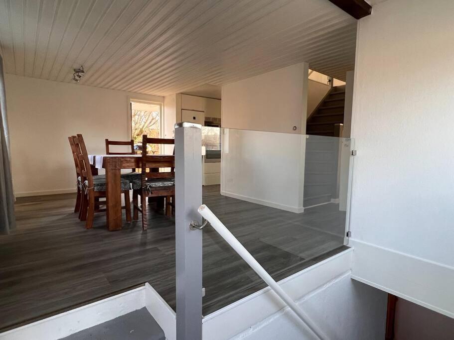 Lantlig Villa I Ljungbyhed Exteriér fotografie